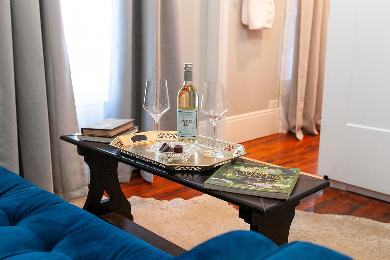 Dabbs Hotel Bed And Breakfast Llano 외부 사진