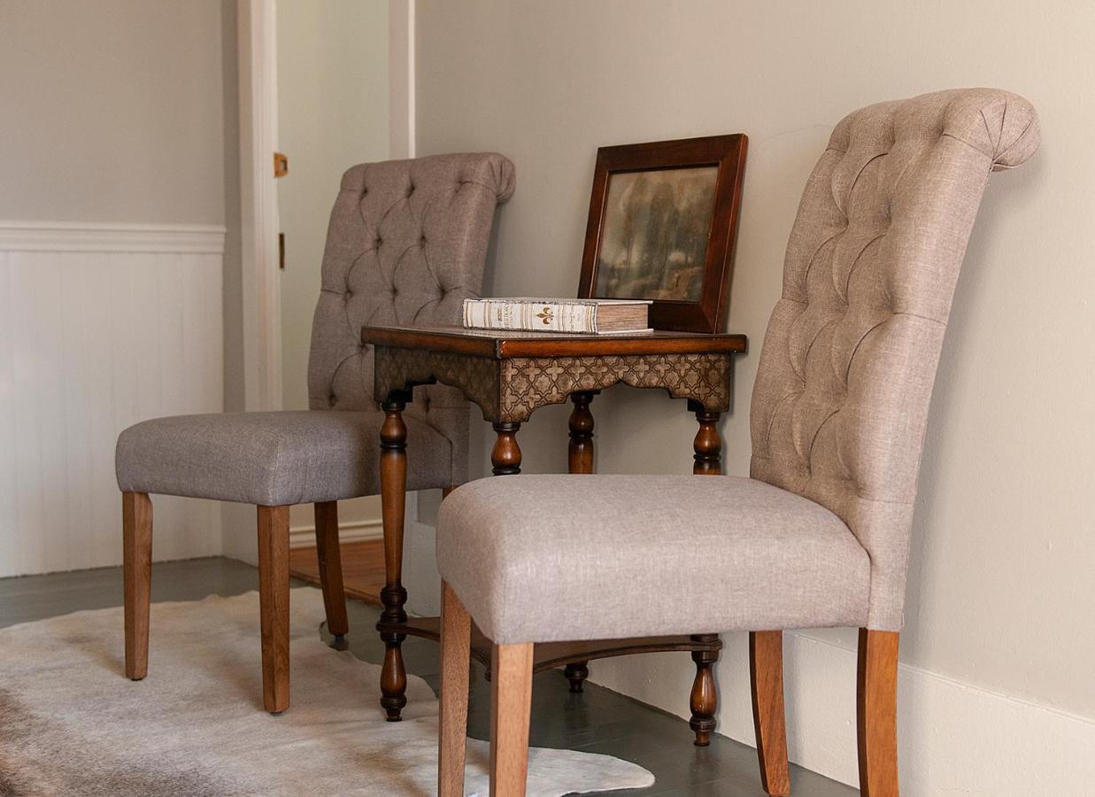 Dabbs Hotel Bed And Breakfast Llano 외부 사진