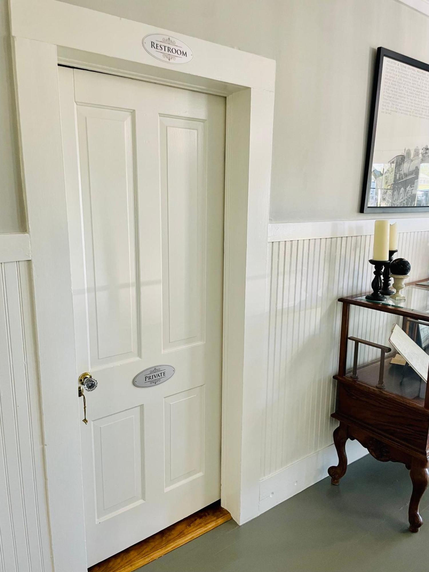 Dabbs Hotel Bed And Breakfast Llano 외부 사진