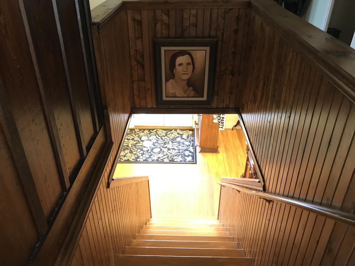 Dabbs Hotel Bed And Breakfast Llano 외부 사진